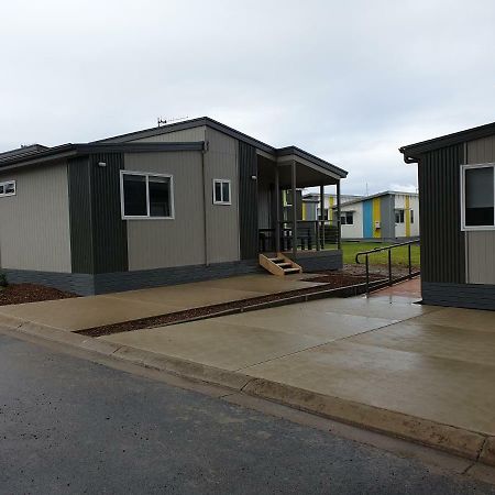 Nrma Victor Harbor Beachfront Holiday Park Buitenkant foto