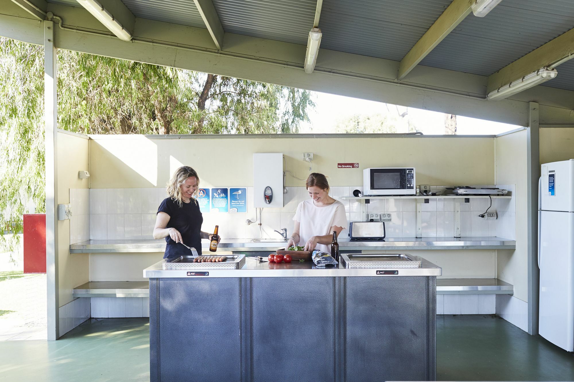 Nrma Victor Harbor Beachfront Holiday Park Buitenkant foto
